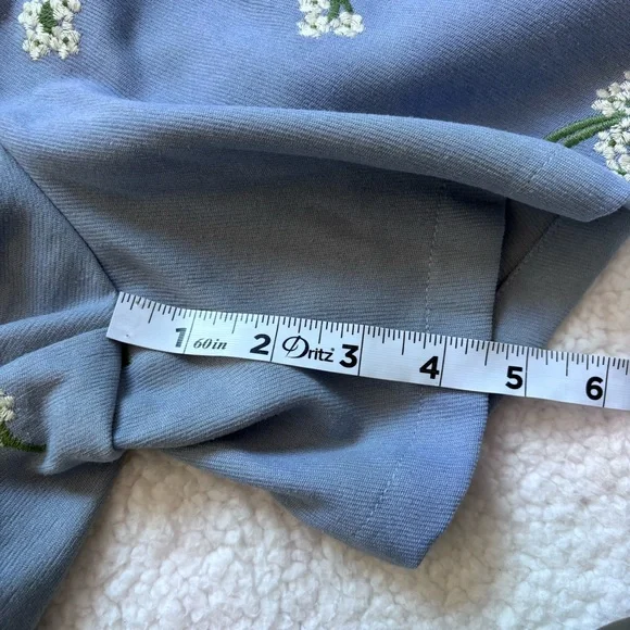 Like new Cider Floral embroidered overalls cottagecore size Medium - Picture 6 of 9